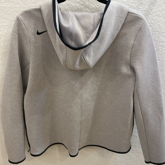 Women's Nike Full-zip Hoodie, Size Large - Picture 2 of 11